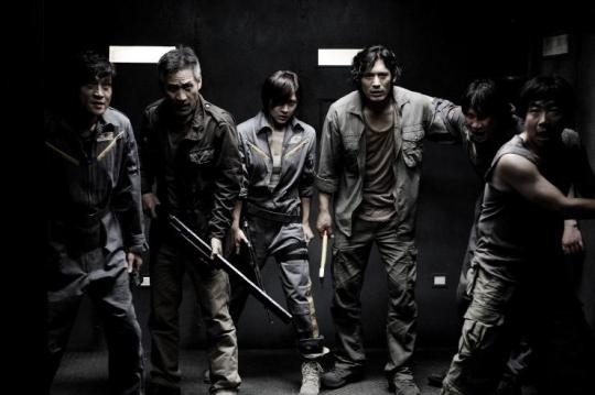 The crew must fight to survive the new menace The crew must fight to survive the new menace