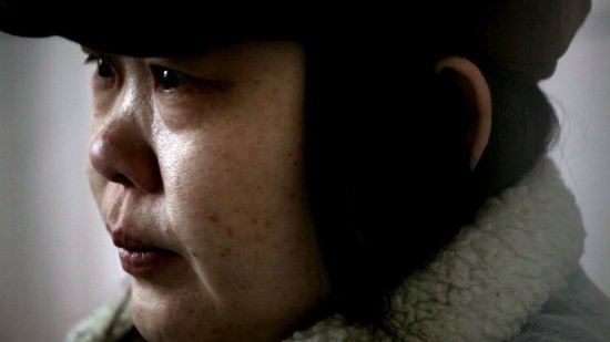 Hyeon-soon leads a humble, yet satisfactory lifestyle