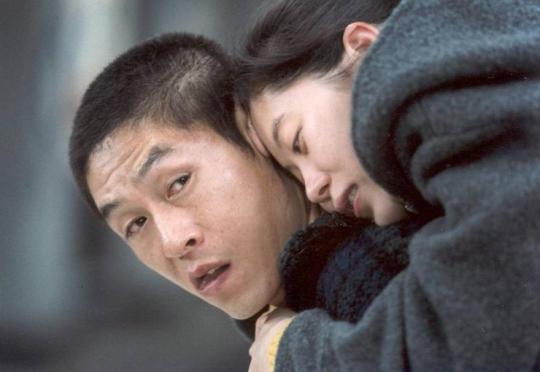 The relationship that develops between Jong-du and Gong-ju is beautifully poignant