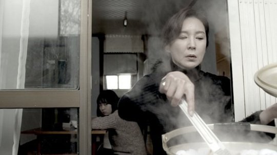 As a youngster San-e experiences aborrent phsyical, emotional and psychological abuse from her mother