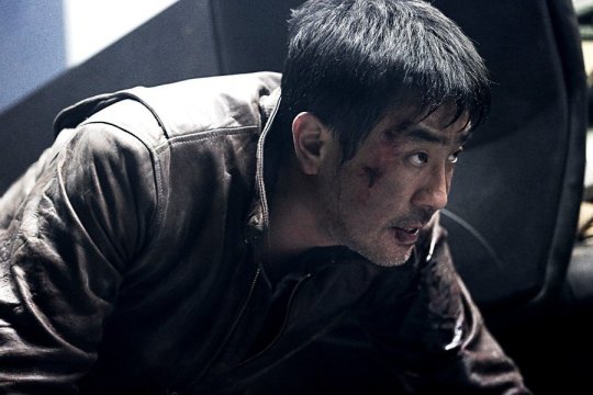 Yeo-hoon is on the run, but from what and from whom are a mystery