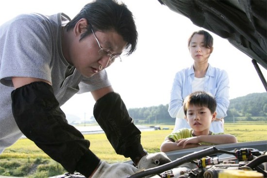 Sin-ae and Jun relocate to Miryang and meet friendly mechanic Jong-chan