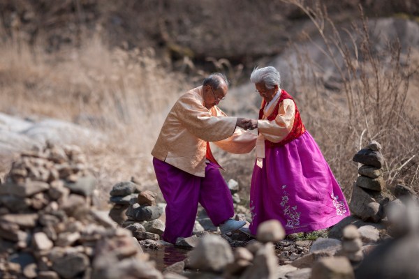 98 year old Byeong-man and 89 year old Gye-yeol are inseparable even after 76 years of marriage