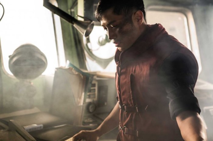 The battle sequence reveals the horrors of warfare